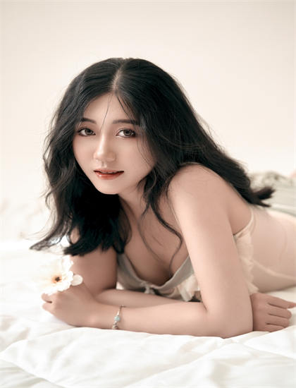 秋霞特色AA大片在线_伊朗女人多漂亮_免费野外插曲的痛的视频30秒